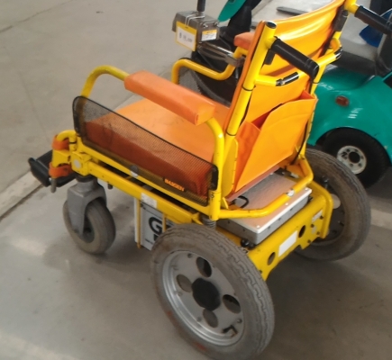 ขายวีลแชร์ไฟฟ้า เก่าญี่ปุ่น พร้อมใช้งาน