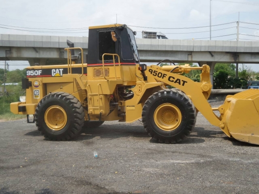 รถตักล้อยาง CAT 950E เอกสารเล่มทะเบียน รถทำงานอยู่ รถตักล้อยาง CAT 950E เอกสารเล่มทะเบียน รถทำงานอยู่