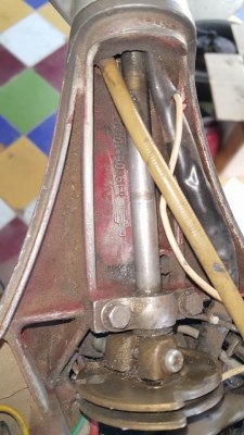 ขาย Lam2 เครื่องอิตาลี บอดี้เป็นอิตาลีแทบทั้งคัน แต่เฟรมมีเชื่อมมาไม่แน่ใจว่าอินเดียหรือเปล่า