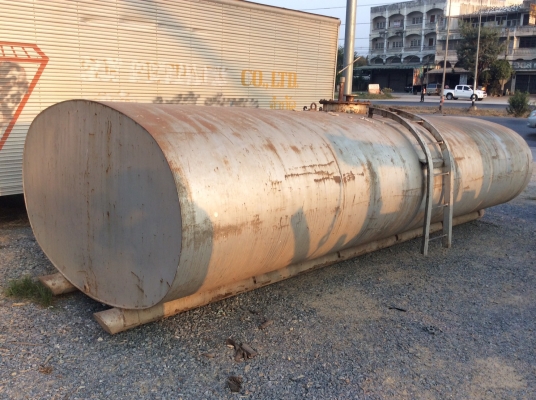 ขายถังใส่น้ำมัน  18,000 ลิตร สภาพสวยๆ  ราคา 75,000 บาท  ศุภากร 081-1903107 , 081-4252943