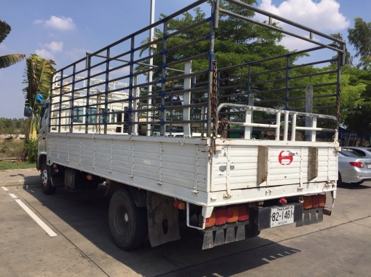 ขายรถบรรทุกหกล้อ Hino FC4J เครื่อง JO5C-144 แรง ปี 47 กระบะช่วงยาว 5.50 เมตร ทะเบียนพร้อม