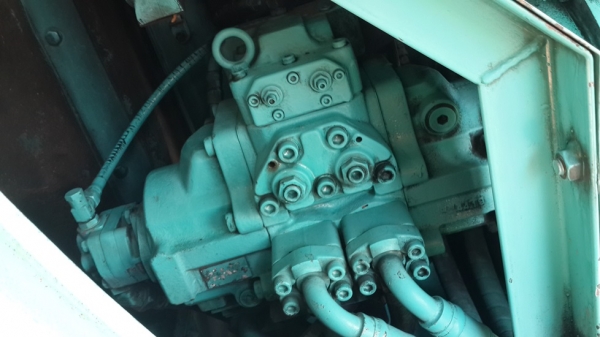 ขายรถขุดเก่าญี่ปุ่น kobelco sk120-2 แทรกกว้าง 70 cm สนใจติดต่อสอบถาม 092-3309229 อี๊ด