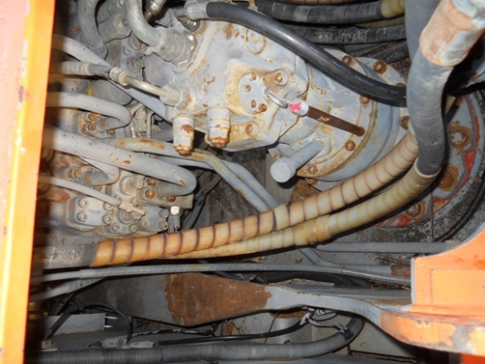 ขายรถขุดเก่าญี่ปุ่น hittachi ex 120-3 แทรกกว้าง 70 cm รถถึงไทยเร็วๆนี้สนใจติดต่อสอบถาม 092-3309229 อี๊ด