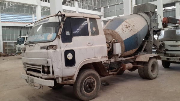 FRRเครื่อง175โม่ง3คิว ตรง FRRเครื่อง175โม่ง3คิว ตรง