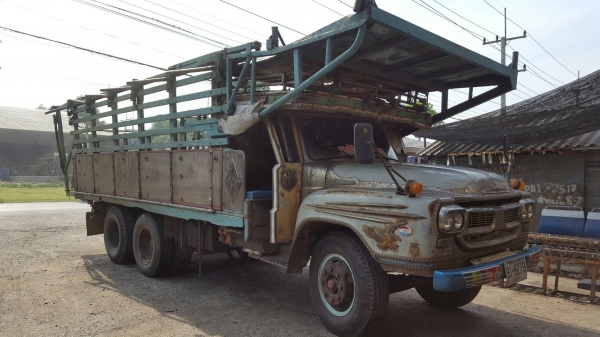 รถสิบหัวยาว เครื่อง HO7C 185 เกียร์ HO ช่วงล่างใหญ่ 240 สองเพลา สโลกลาง เครื่องดีคันซีสวย เอกสารพร้อมโอน ภาษีไม่ขาด รถสิบหัวยาว เครื่อง HO7C 185 เกียร์ HO ช่วงล่างใหญ่ 240 สองเพลา สโลกลาง เครื่องดีคันซีสวย เอกสารพร้อมโอน ภาษีไม่ขาด