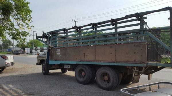 รถสิบหัวยาว เครื่อง HO7C 185 เกียร์ HO ช่วงล่างใหญ่ 240 สองเพลา สโลกลาง เครื่องดีคันซีสวย เอกสารพร้อมโอน ภาษีไม่ขาด รถสิบหัวยาว เครื่อง HO7C 185 เกียร์ HO ช่วงล่างใหญ่ 240 สองเพลา สโลกลาง เครื่องดีคันซีสวย เอกสารพร้อมโอน ภาษีไม่ขาด