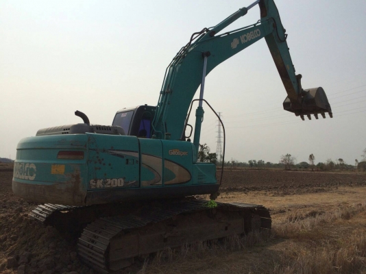 ขออนุญาติขาย SK200YN11 ชั่วโมง 9000กว่าเอกสารอินวอยพร้อมใช้งานตามสภาพราคา  1550000 สนใจติดต่อ  ช่างดำ  0853224877-0988930465