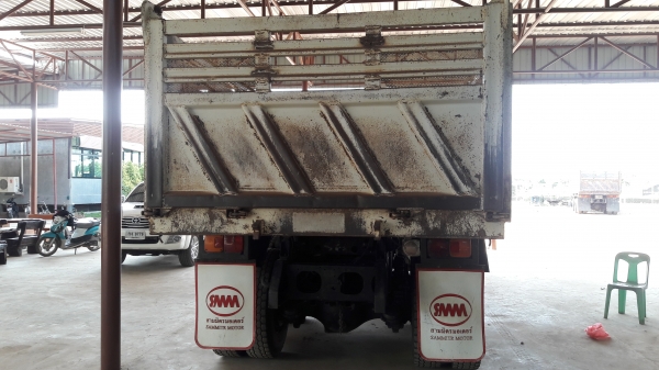 ขาย  HINO MEGA  344  ปี 56  รถสวย สภาพ90 \% วิ่งน้อย ครับ  แม่เดี่ยว 8หมื่นกิโล สภาพรถเหมือนรถใหม่ รับประกันว่าเหมือนรถใหม่เลยครับ