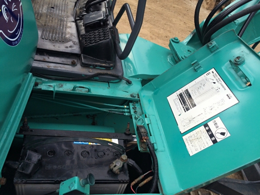 ขายรถขุดKOMATSU PC25-รุ่น7(พร้อมลายหัวกระแทก)เก่านอกแท้ญี่ปุ่นเอกสารนำเข้าอินวอย-สัญญาซื้อขายทางร้านออกให้(ไม่เคยใช้งานในไทยคับ)