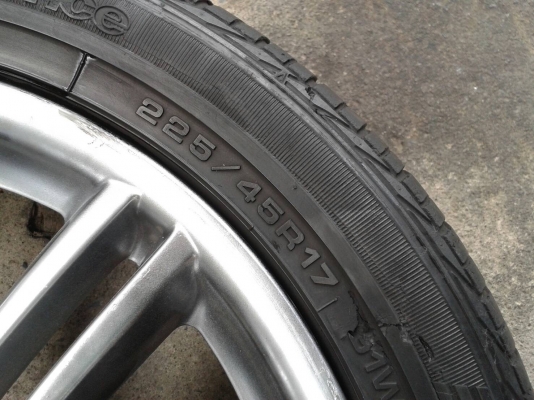 ขอบ17นิ้ว5รู114 พร้อมยาง สวยๆ 4 ล้อ ราคา 7500 บาท