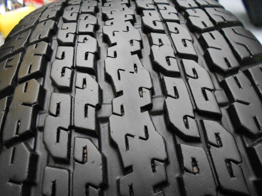 ล้อแม็ก Isuzu D-Max ขอบ 17 พร้อมยาง Bridgestone 255/65/17 ผลิตปี 2013 /เทิร์นได้ ใส่ฟรีค่ะ ล้อแม็ก Isuzu D-Max ขอบ 17 พร้อมยาง Bridgestone 255/65/17 ผลิตปี 2013 /เทิร์นได้ ใส่ฟรีค่ะ
