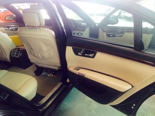 ขายถูกรถยนต์เก๋งนั่งสบายภายในไม่โทรมกว้างมาก มีเบาะนวดภาษีไม่ขาดเจ้าของขายเอง ขายถูกรถยนต์เก๋งนั่งสบายภายในไม่โทรมกว้างมาก มีเบาะนวดภาษีไม่ขาดเจ้าของขายเอง