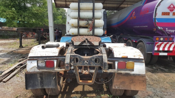 ขาย หัวลาก HINO 12 ล้อ เพลาเดียว เครื่อง EK100 260 แรงม้า ติดแก๊ส NGV 6 ถัง คัสซีสวย ช่วงล่างดี ทะเบียนพร้อม ราคาคุยกันได้ครับ