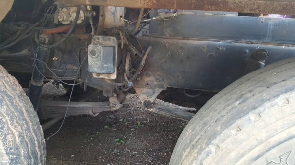 ขาย หัวลาก HINO 12 ล้อ เพลาเดียว เครื่อง EK100 260 แรงม้า ติดแก๊ส NGV 6 ถัง คัสซีสวย ช่วงล่างดี ทะเบียนพร้อม ราคาคุยกันได้ครับ