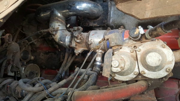 ขาย หัวลาก HINO 12 ล้อ เพลาเดียว เครื่อง EK100 260 แรงม้า ติดแก๊ส NGV 6 ถัง คัสซีสวย ช่วงล่างดี ทะเบียนพร้อม ราคาคุยกันได้ครับ