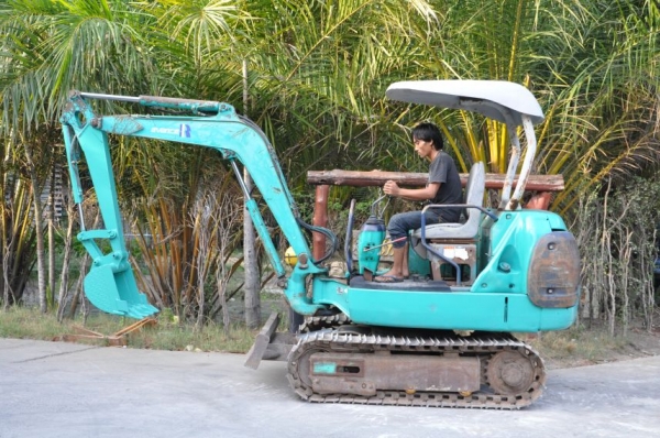 KOMATSU PC20-8 คอนโทลน้ำมัน ปั้มนิ้ว สวยเดิมจากญี่ปุ่น ทำงานสมบูรณ์ทุกระบบ รับรองไม่ผิดหวัง 285,000 เท่านั้น!!