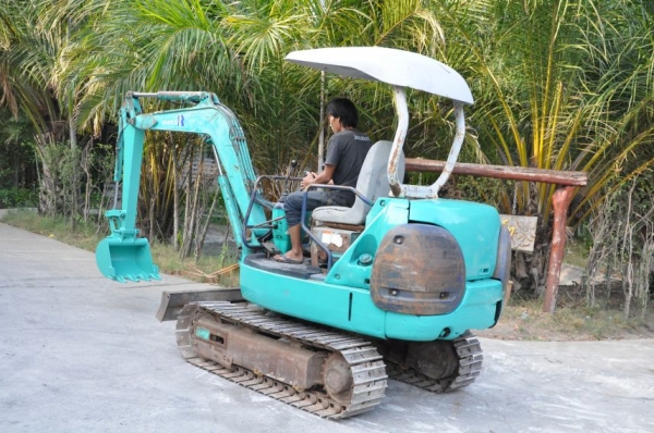 KOMATSU PC20-8 คอนโทลน้ำมัน ปั้มนิ้ว สวยเดิมจากญี่ปุ่น ทำงานสมบูรณ์ทุกระบบ รับรองไม่ผิดหวัง 285,000 เท่านั้น!!