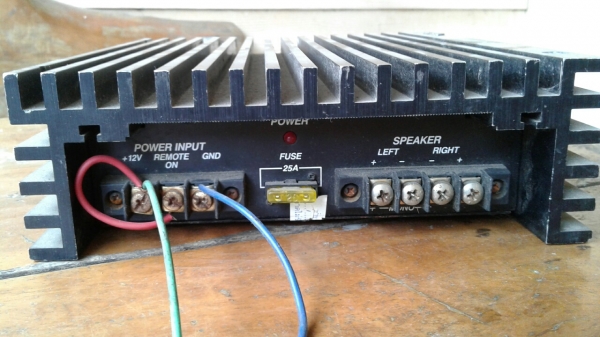 เพาเวอร์แอมป์ 200 w