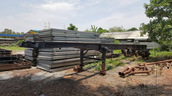 ขาย คัสซีหางเทนเลอร์ 3 เพลา ยาว 12 เมตร เอกสารเล่มทะเบียนครบ เดิมเป็นหางบรรทุกแทงค์น้ำมัน ราคาคุยกันได้ครับ