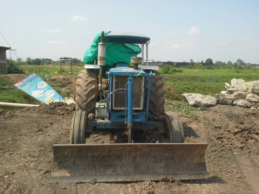 ขายรถไถ่ FORD ขายรถไถ่ FORD