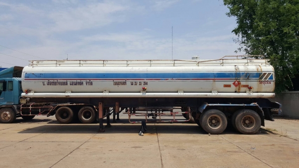 ขาย ทางเทนเลอร์บรรทุกน้ำมัน 32,000 ลิตร 9 ห้อง 2 เพลา ยาว 10.50 เมตร เอกสารเล่มทะเบียนครบ