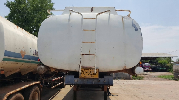 ขาย ทางเทนเลอร์บรรทุกน้ำมัน 32,000 ลิตร 9 ห้อง 2 เพลา ยาว 10.50 เมตร เอกสารเล่มทะเบียนครบ