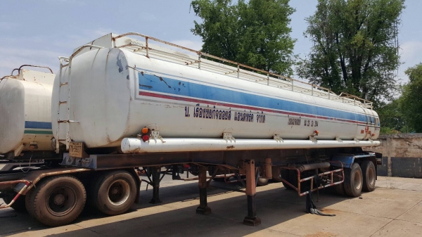 ขาย ทางเทนเลอร์บรรทุกน้ำมัน 32,000 ลิตร 9 ห้อง 2 เพลา ยาว 10.50 เมตร เอกสารเล่มทะเบียนครบ