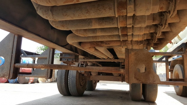 ขาย หัวลาก HINO เพลาเดียว เครื่อง EK100 260 แรงม้า ติดแก๊ส NGV 7 ถัง พร้อมหางแทงค์บรรทุกน้ำมัน 30,000 ลิตร 2 เพลา ยาว 10 เมตร เอกสารเล่มทะเบียนครบ