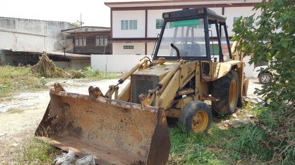 ขายตามสภาพ รถหน้าตักหลังขุด JCB 3CX ไม่มีเกียร์ เอกสารใบซื้อขาย ราคาต่อรองได้