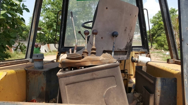 ขายตามสภาพ รถหน้าตักหลังขุด JCB 3CX ไม่มีเกียร์ เอกสารใบซื้อขาย ราคาต่อรองได้