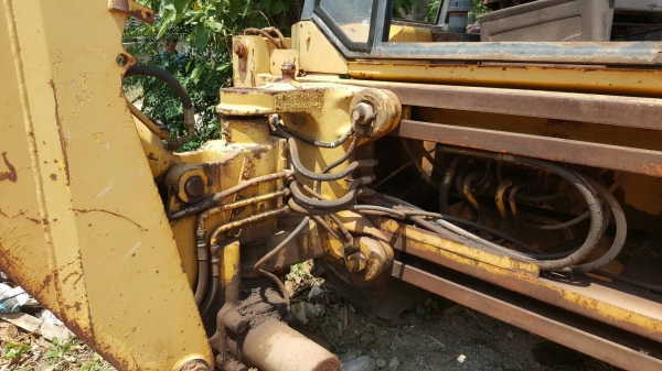 ขายตามสภาพ รถหน้าตักหลังขุด JCB 3CX ไม่มีเกียร์ เอกสารใบซื้อขาย ราคาต่อรองได้