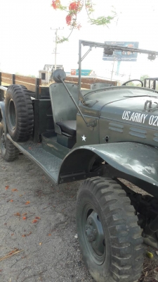 ขายรถจี๊ปทหารสมัยสงครามโลก2สวยเดิมของแท้ทั้งคันทะเบียนครบ ขายรถจี๊ปทหารสมัยสงครามโลก2สวยเดิมของแท้ทั้งคันทะเบียนครบ