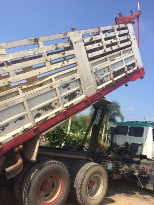 ขายเหมากะบะดั๊ม2ลูก อุปกรณ์ครบสภาพใช้ได้ ติดต่อคุณอ๊อฟพิจิตร086-737-9991