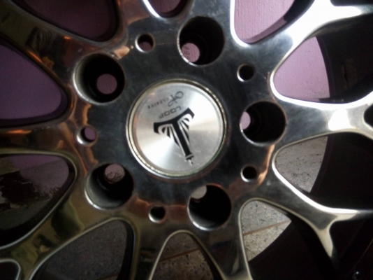 ขอบ 18 กว้าง 8 สีไฮเปอแบล็ค ใส่รถ 5 รู 114