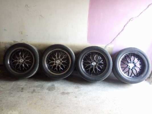 ขอบ 18 กว้าง 8 สีไฮเปอแบล็ค ใส่รถ 5 รู 114