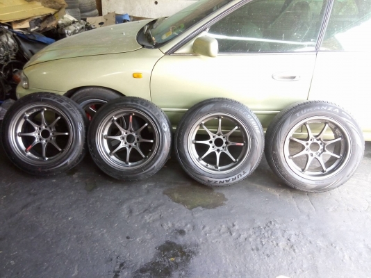 CE28 ขอบ 15 กว้าง 8 ใส่รถ 4 รู 100 พร้อมยาง 7900 บาท