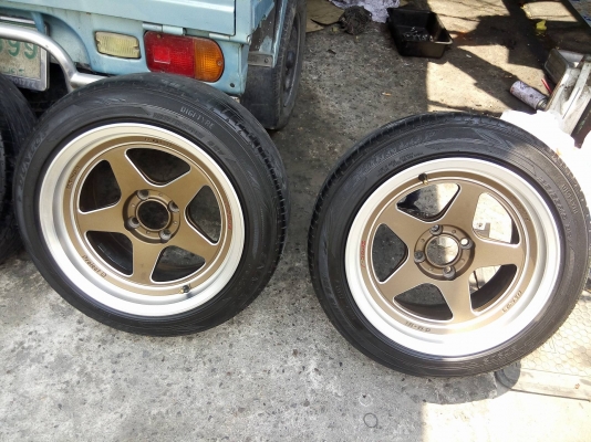 เลนโซ่เบิกห้างเฉพาะแม็กวงละ 3900 ใช้เดือนเดียว ขายพร้อมยางเจแปน เลนโซ่เบิกห้างเฉพาะแม็กวงละ 3900 ใช้เดือนเดียว ขายพร้อมยางเจแปน