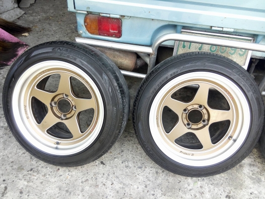 เลนโซ่เบิกห้างเฉพาะแม็กวงละ 3900 ใช้เดือนเดียว ขายพร้อมยางเจแปน เลนโซ่เบิกห้างเฉพาะแม็กวงละ 3900 ใช้เดือนเดียว ขายพร้อมยางเจแปน