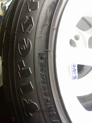 แม็กสวย ยางดี สภาพจบ ใส่กลับบ้านได้เลย TE37 ขอบ 15 กว้าง 7 แม็กสวย ยางดี สภาพจบ ใส่กลับบ้านได้เลย TE37 ขอบ 15 กว้าง 7