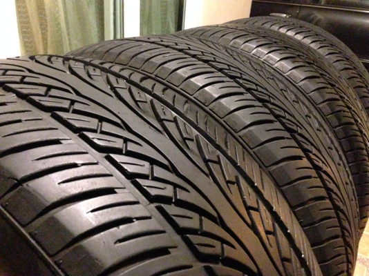 ยาง SUNNY 265 50 20 ปี14 ดอกเต็ม ไม่มีปะ ใช้ยาว ราคาไม่แพง