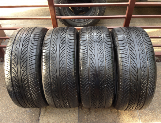 ยาง SUNNY 265 50 20 ปี14 ดอกเต็ม ไม่มีปะ ใช้ยาว ราคาไม่แพง