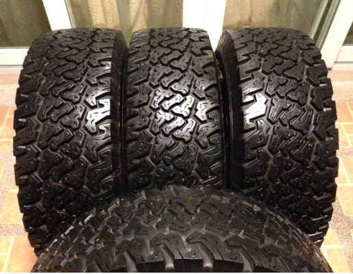 ยาง Silverstone 265 70 16 ปลายปี11 ดอกเต็ม ไม่มีปะ ใช้ยาว ราคาไม่แพง