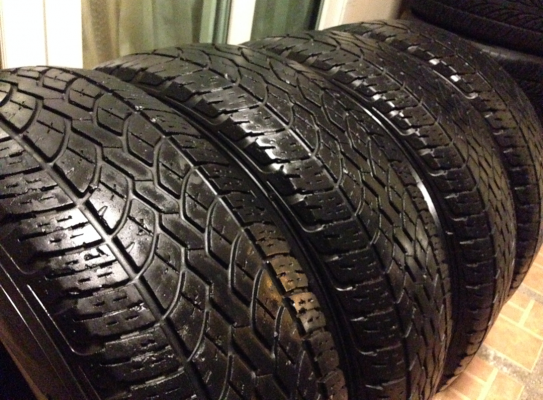 ยาง Yokohama 255 70 15 สิ้น11 พร้อมใช้งาน ราคาไม่แพง
