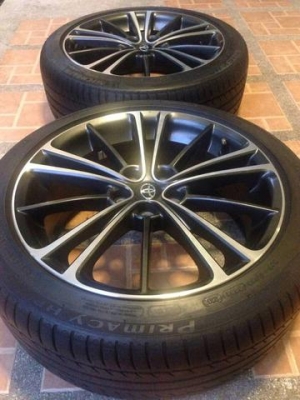 ล้อแท้ TOYOTA FT86 ขอบ17 สภาพสวย สีเดิม ไม่มีซ่อม พร้อมยาง 215 45 17 ปี12 จำนวน 2 วง ราคาไม่แพง