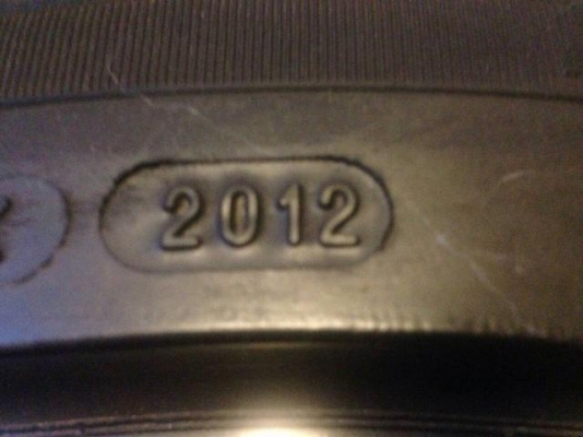 ล้อแท้ TOYOTA FT86 ขอบ17 สภาพสวย สีเดิม ไม่มีซ่อม พร้อมยาง 215 45 17 ปี12 จำนวน 2 วง ราคาไม่แพง