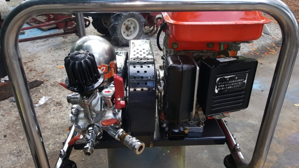 ปั้มฉีดยา สามสูบ