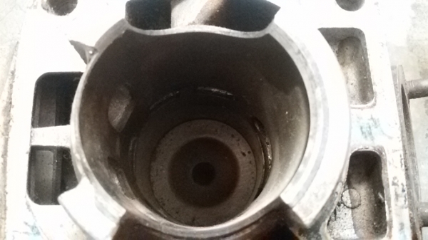 เสื้อสูบrxz