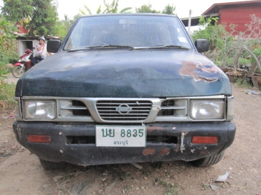 แยกชิ้นส่วน  นิสสันบิ๊กเอ็มตอนเดียว