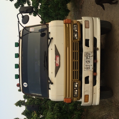 HINO F18 เครื่อง PO 9c 320 แรง เทอร์โบอินเตอร์ สองเพลา เบรคจิฟฟี่ ยางใหม่ 10 เส้น ใช้งานแค่เดือนเดียว หัวเก๋งยกไฟฟ้า หัวสปริง เครื่อง เกียร์ เฟืองท้าย แน่น ไม่มีหอน เปลี่ยนถ่ายของเหลวแล้วทั้งหมด เบรค ลูกปืนล้อ ช่วงล่างเช็คใหม่หมดแล้ว