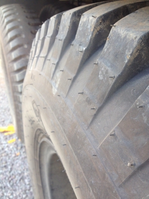 HINO F18  เครื่อง PO 9c 320 แรง เทอร์โบอินเตอร์ สองเพลา เบรคจิฟฟี่ ยางใหม่ 10 เส้น ใช้งานแค่เดือนเดียว